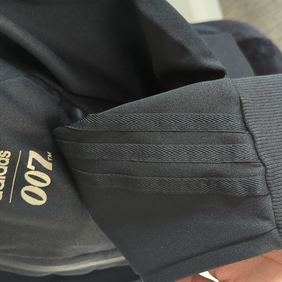 Adidas x 007 jacket NWT - Picture 8 of 12